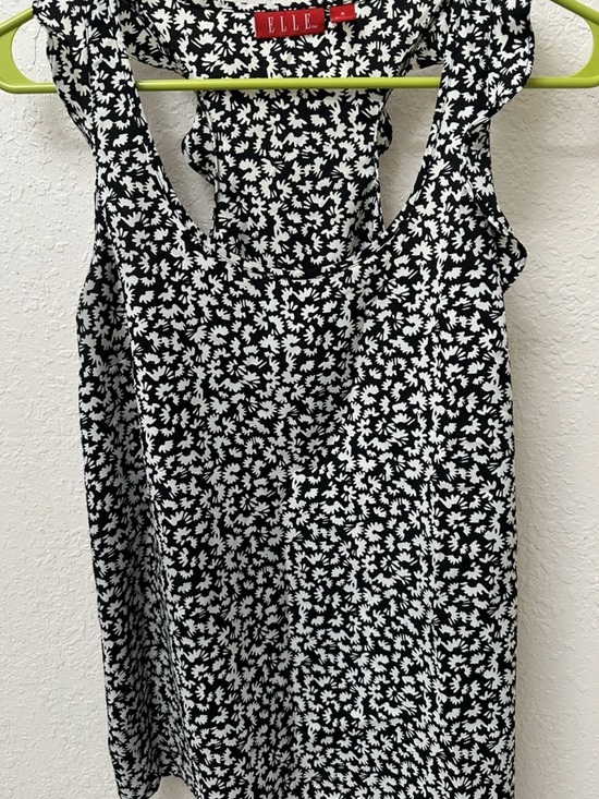 Elle Tops - Elle Black & White Floral Scoop Tank